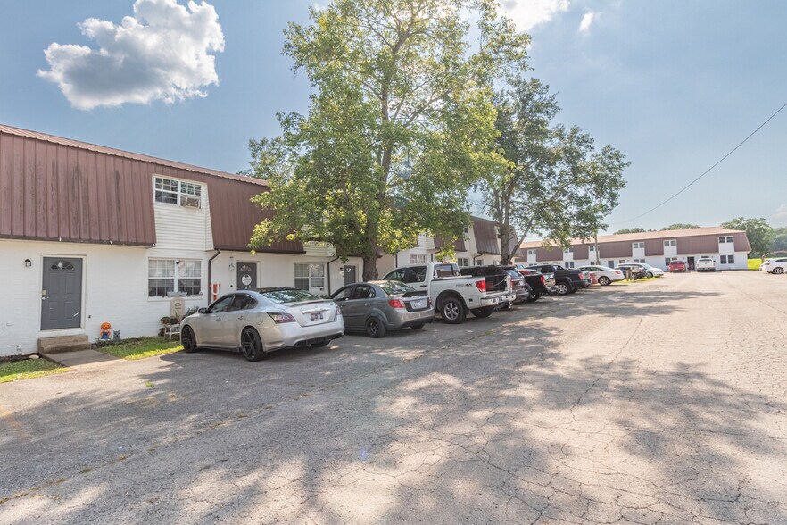 2000 Old Tullahoma Rd, Winchester, TN à vendre - Photo du bâtiment - Image 2 de 34