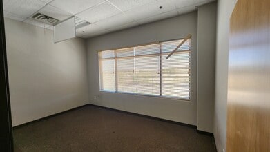 9550 S Eastern Ave, Las Vegas, NV for lease Building Photo- Image 1 of 6