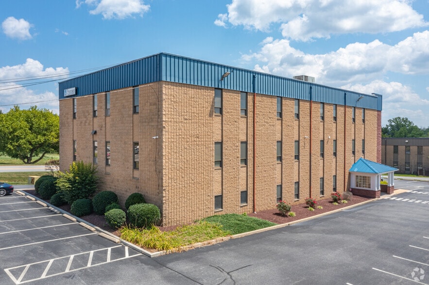 1204 Baltimore Pike, Chadds Ford, PA à louer - Photo du bâtiment - Image 2 de 5