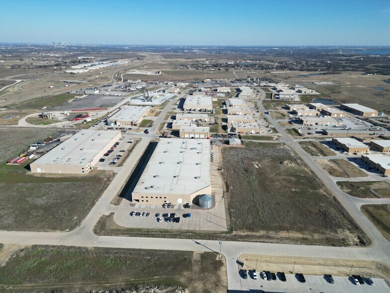 1341 Ranchers Legacy Trl, Fort Worth, TX à louer - Photo du bâtiment - Image 3 de 5