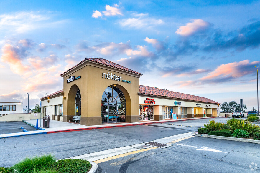 703-719 Pier Ave, Hermosa Beach, CA for lease - Primary Photo - Image 3 of 5