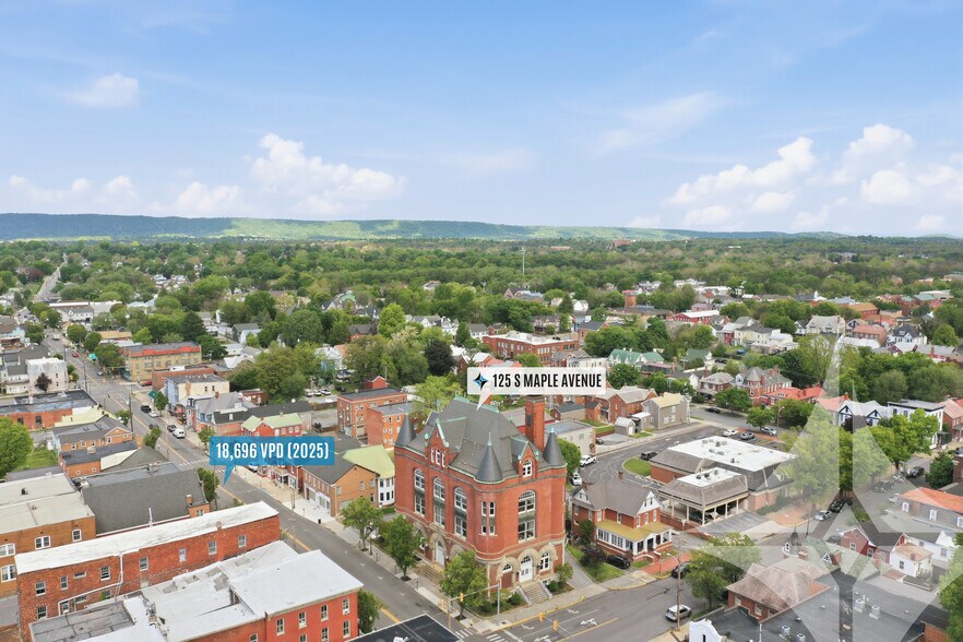 125 S Maple Ave, Martinsburg, WV à vendre - Photo du bâtiment - Image 3 de 18