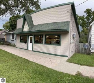 More details for 214 Granite St, Cadillac, MI - Retail for Sale