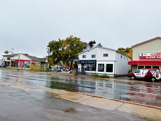 Plus de détails pour 651 Mountain Rd, Moncton, NB - Commerce de détail à vendre