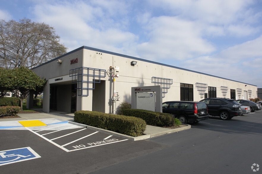 3583 Investment Blvd, Hayward, CA for lease - Building Photo - Image 1 of 3