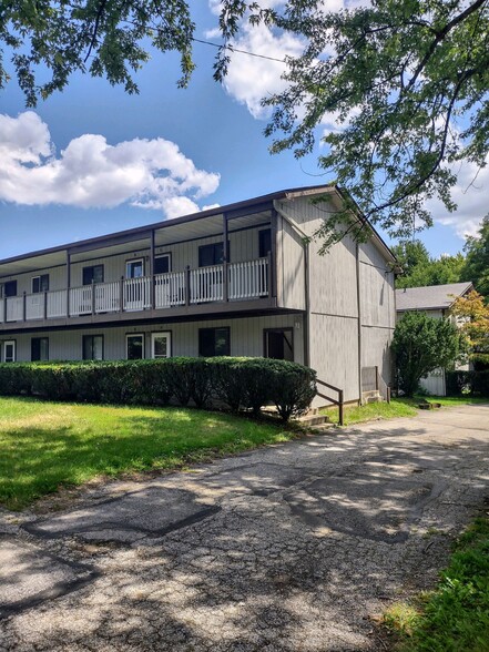 670-680 Hancock Ave, Akron, OH for sale - Building Photo - Image 2 of 15