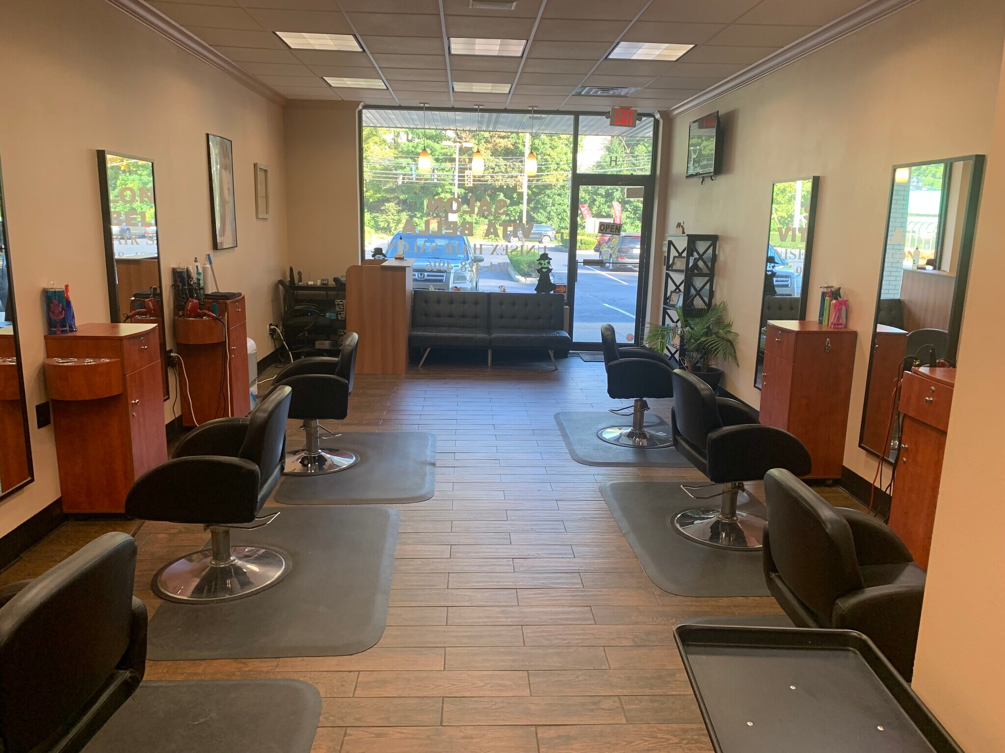 911-915 N Broadway, White Plains, NY for lease Interior Photo- Image 1 of 4