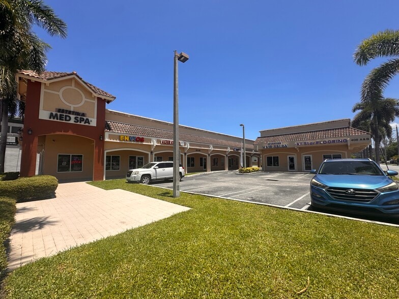 400 E Hallandale Beach Blvd, Hallandale Beach, FL à louer - Photo du bâtiment - Image 1 de 15