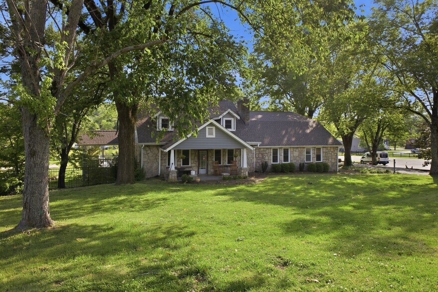 6515 Holt Rd, Nashville, TN à vendre - Photo du bâtiment - Image 2 de 54
