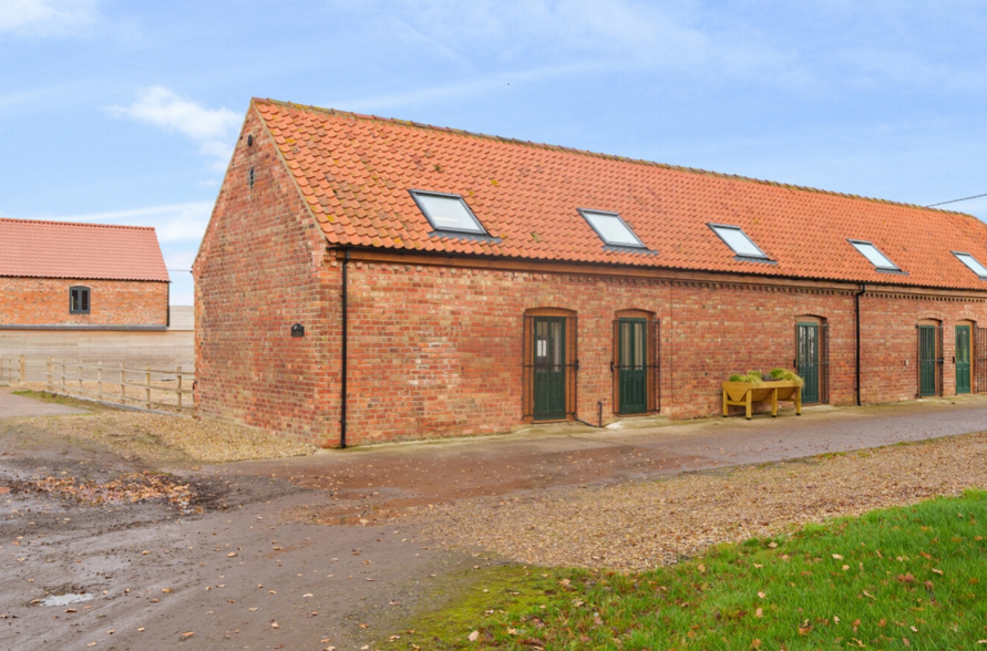 Grange Farm, Gainsborough for lease - Primary Photo - Image 1 of 2