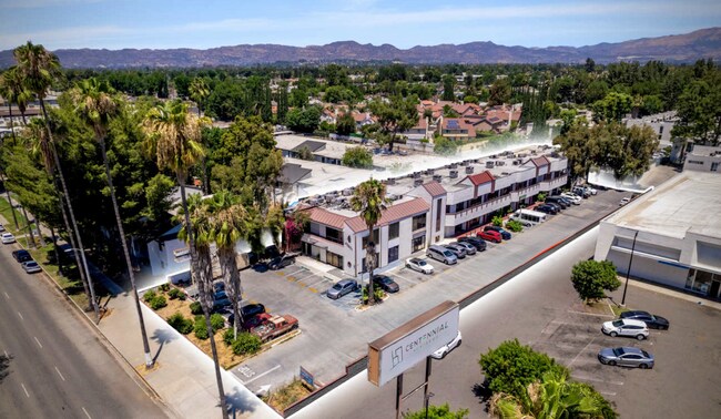 Plus de détails pour 20201 Sherman Way, Winnetka, CA - Bureau à vendre