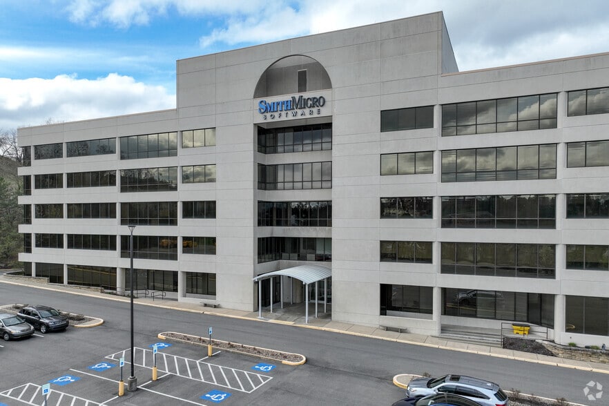 5800 Corporate Dr, Pittsburgh, PA for lease - Building Photo - Image 2 of 4