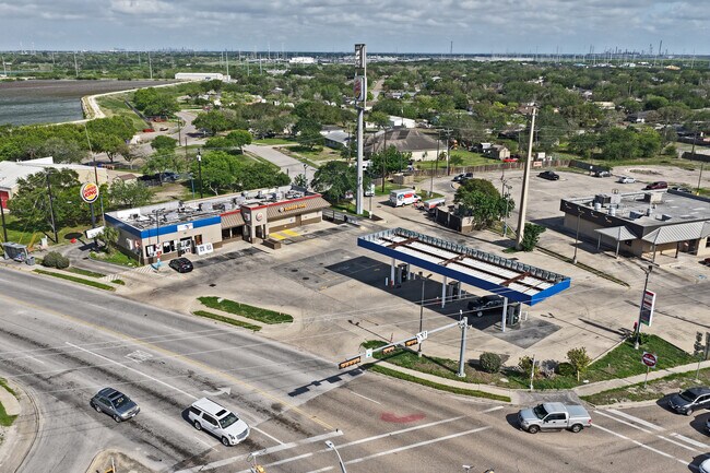 Plus de détails pour 13433 Leopard St, Corpus Christi, TX - Commerce de détail à vendre