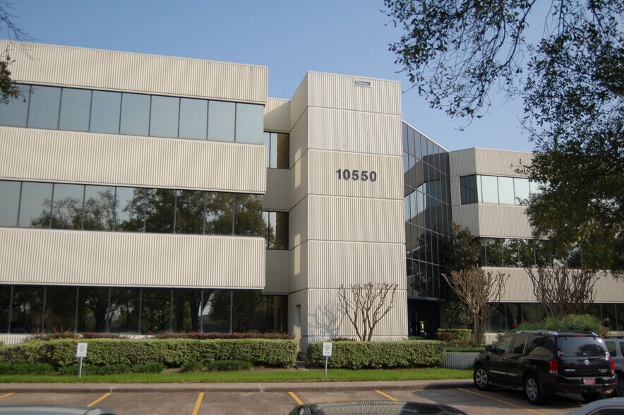 10550 Richmond Ave, Houston, TX à vendre - Photo du bâtiment - Image 1 de 4