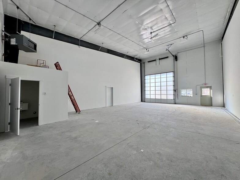 7 Industry dr, Berwick, ME for lease - Building Photo - Image 3 of 9
