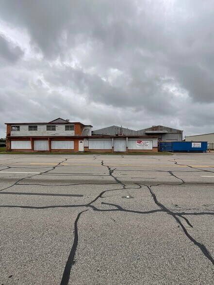3201 Texas Ave, La Marque, TX à vendre - Photo du bâtiment - Image 3 de 75