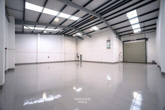 Spitfire Clos, Huntingdon for lease Interior Photo- Image 1 of 1