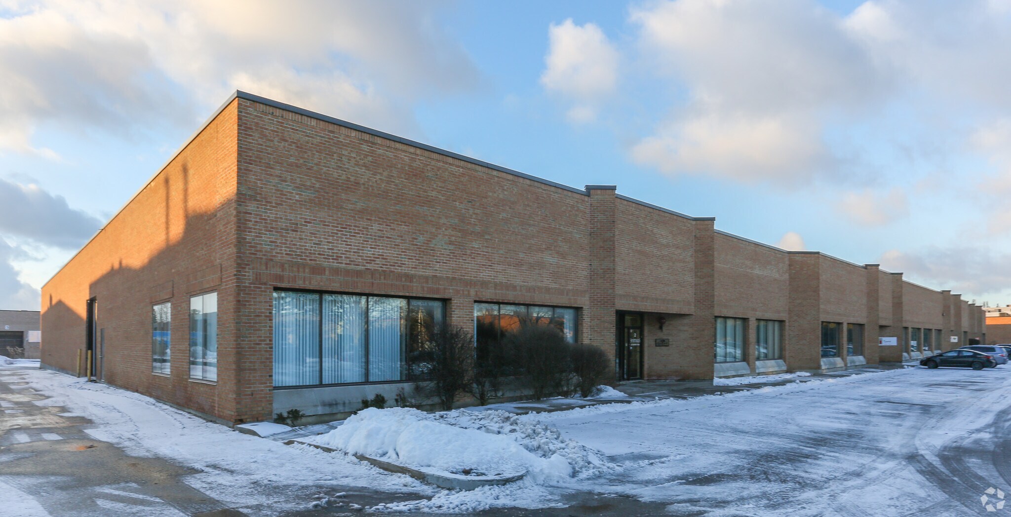 75 Shields Ct, Markham, ON à vendre Photo principale- Image 1 de 1