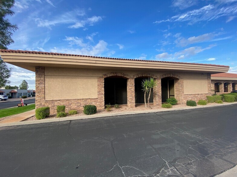 460 S Greenfield Rd, Mesa, AZ for lease - Building Photo - Image 2 of 4
