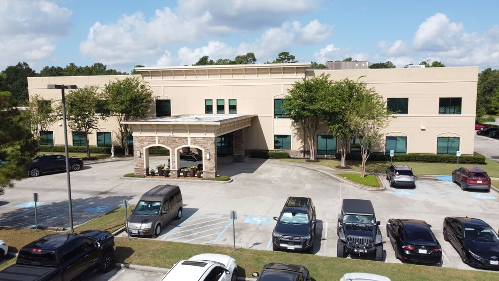 22751 Professional Dr, Kingwood, TX for lease - Building Photo - Image 1 of 12