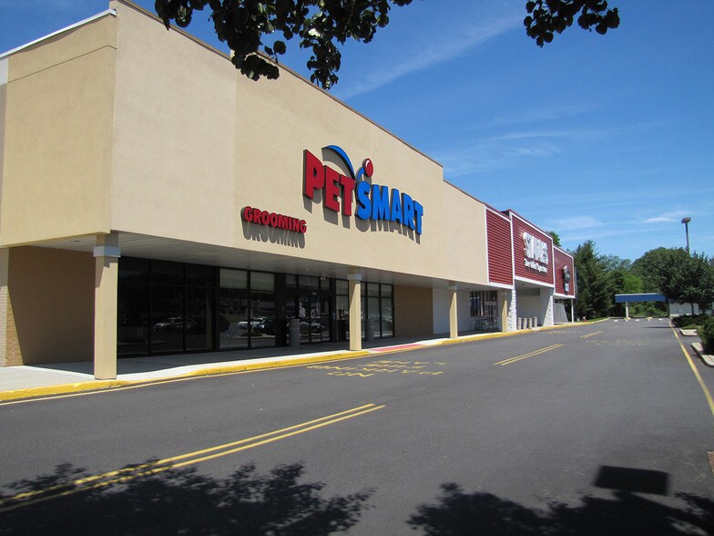 4502-4594 US Highway 9, Howell, NJ à louer - Photo du bâtiment - Image 3 de 5