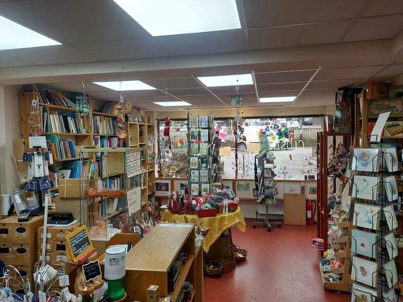 20-21 Hartfield Rd, Forest Row for sale - Building Photo - Image 2 of 5