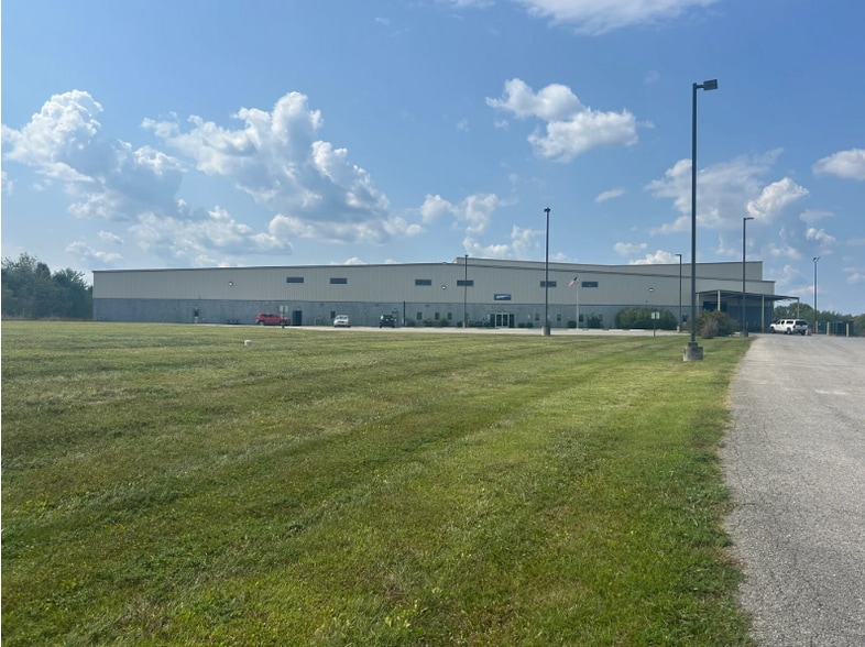 119 Carroll Knicely Dr, Glasgow, KY for lease - Building Photo - Image 1 of 7