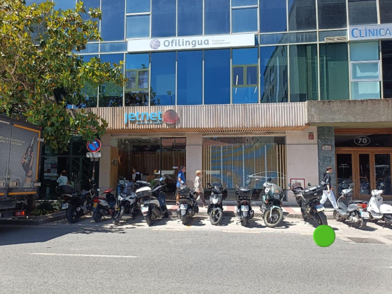 Retail in Granada, Granada for lease Building Photo- Image 1 of 20
