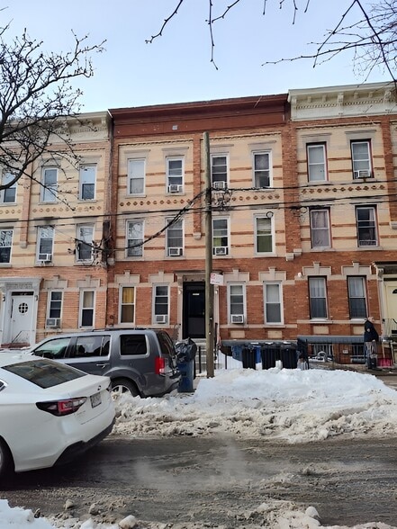2017 Woodbine St, Ridgewood, NY for sale - Building Photo - Image 3 of 3