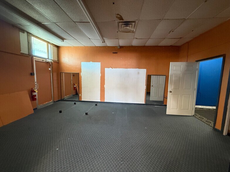 311 Smith Ave, Thomasville, GA à louer - Photo du bâtiment - Image 2 de 5