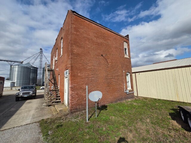 303 3rd St, Kell, IL à vendre Photo principale- Image 1 de 4