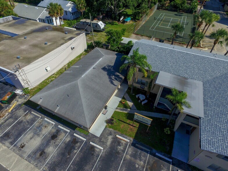 150 Peachtree St, Cocoa, FL à vendre - Photo du bâtiment - Image 3 de 14