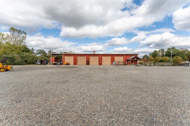 More details for 4 Nora Ln, Pomfret, CT - Industrial for Sale