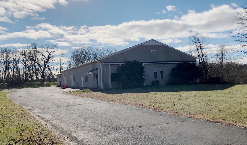 11 Robinson Ln, Oxford, CT for lease - Other - Image 2 of 2