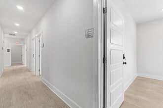 3400 Sandpiper, Clarksville, TN for lease Interior Photo- Image 2 of 14