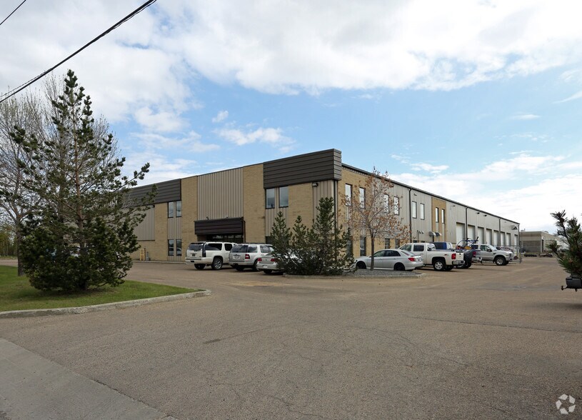 9111 41st Ave NW, Edmonton, AB for sale - Primary Photo - Image 1 of 1