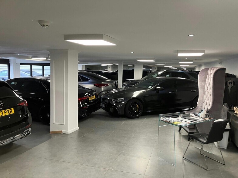 8 Oakmere Ln, Potters Bar à vendre - Photo intérieure - Image 2 de 5