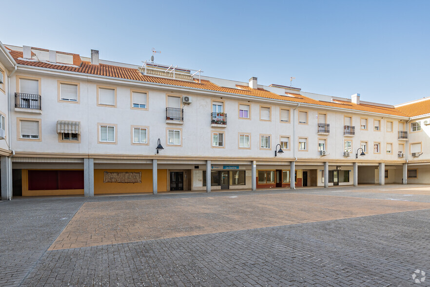 Ronda De Santa Susana, 4, Torres de la Alameda, Madrid à vendre - Photo principale - Image 1 de 3