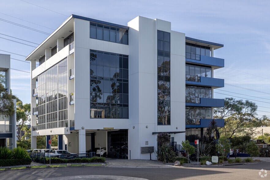 10 Tilley Lane, Frenchs Forest for sale - Primary Photo - Image 1 of 6