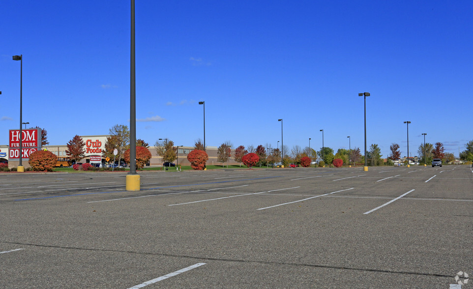 13802 Rogers Dr, Rogers, MN for sale - Primary Photo - Image 1 of 1