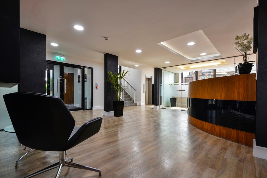 Beech Ln, Wilmslow for lease - Building Photo - Image 3 of 11