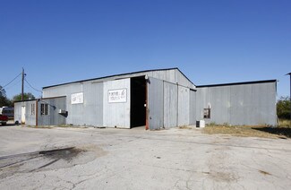 Plus de détails pour 4710 IH-35 South Fwy, New Braunfels, TX - Industriel à louer