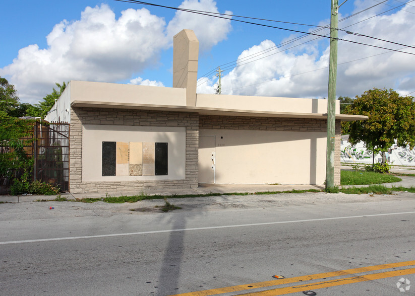 4220 NW 2nd Ave, Miami, FL for sale - Building Photo - Image 2 of 5