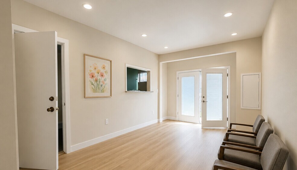 5924 West Blvd, Los Angeles, CA à vendre - Photo intérieure - Image 3 de 8