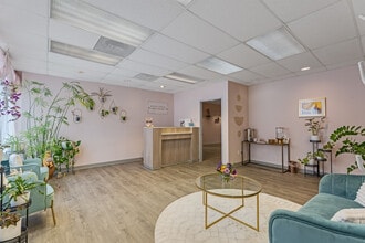 39 S Fullerton Ave, Montclair, NJ for lease Interior Photo- Image 1 of 15