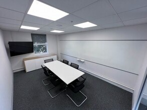 1-2 Gold Tops, Newport à louer Photo intérieure- Image 2 de 6