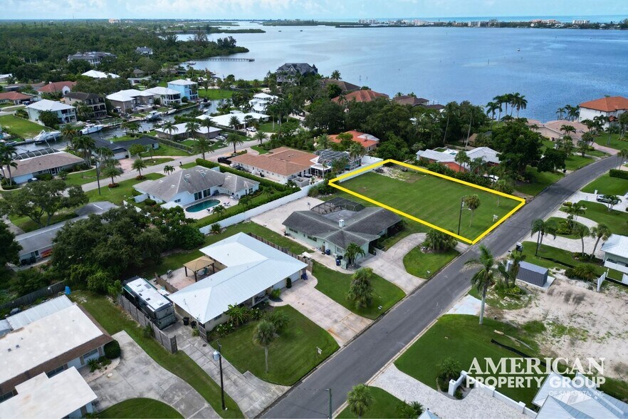 0 Southpointe Drive, Sarasota, FL à vendre - Photo du bâtiment - Image 2 de 7