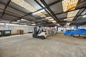8 Roger St, Brookvale for lease Interior Photo- Image 1 of 3