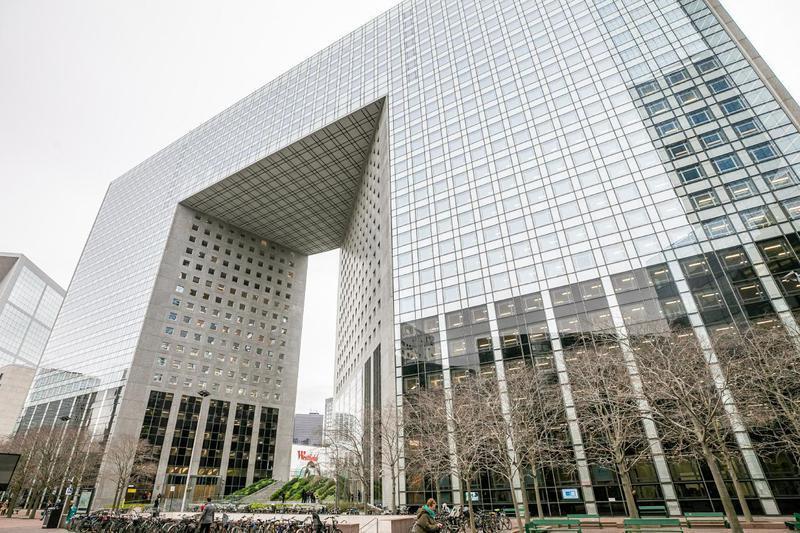 Office in Puteaux for lease - Building Photo - Image 1 of 32