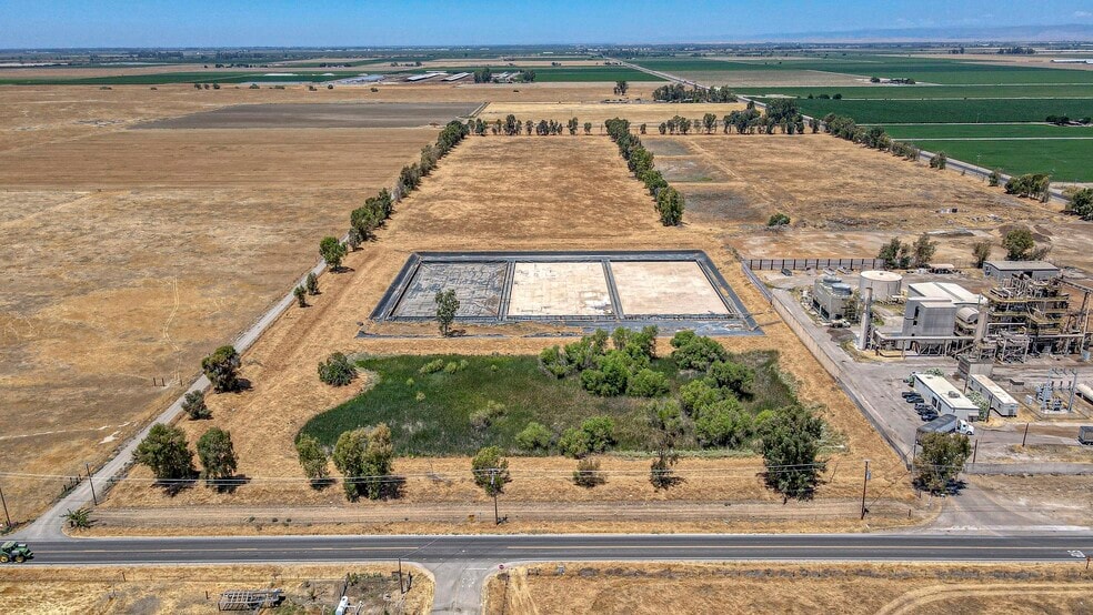 30 W Sandy Mush Rd, Merced, CA for sale - Building Photo - Image 3 of 63
